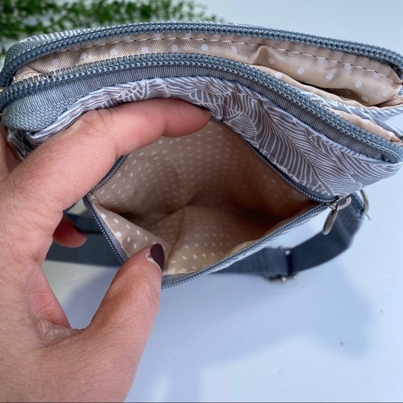 Hand.Made Grey & White Leaf Print Soft Crossbody Bag NWOT - Picture 7 of 11